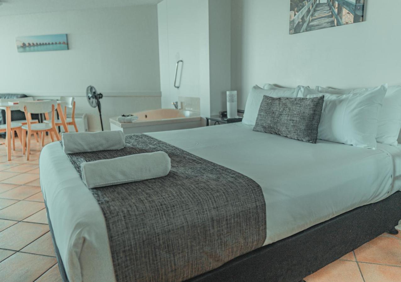 Aparthotel La Promenade Caloundra Esterno foto